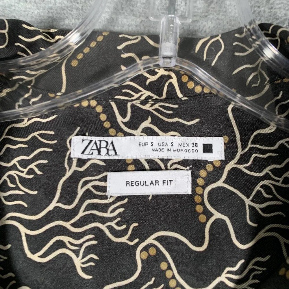 Zara Shirt Mens Small Black Coral Print Viscose Short‎ Sleeve Button Up Casual